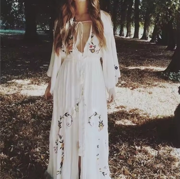 Chic White Floral Maxi Dress- Reversible - Picture 4 of 16